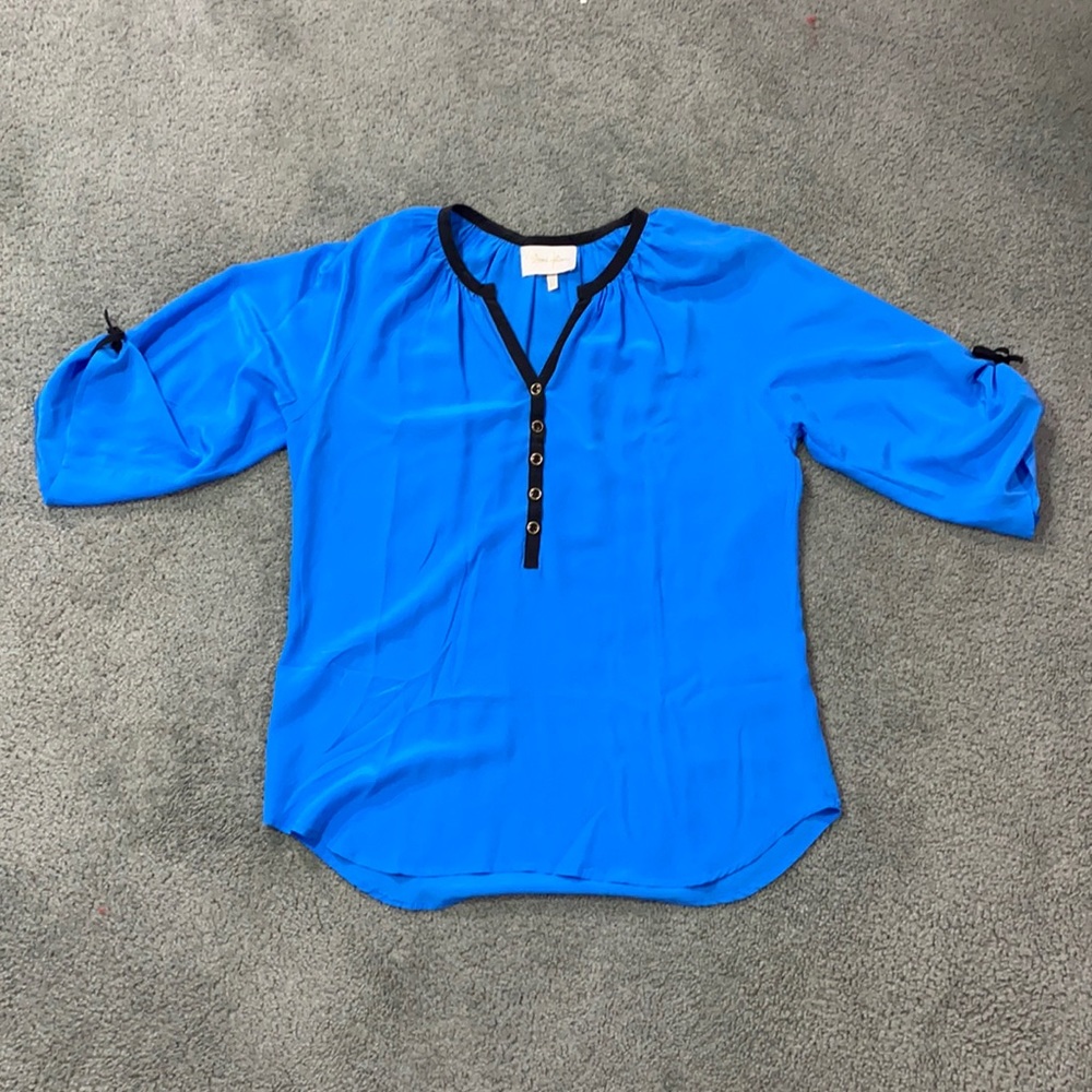 Yumi Kim | Solid silk v neck button Tunic Blouse